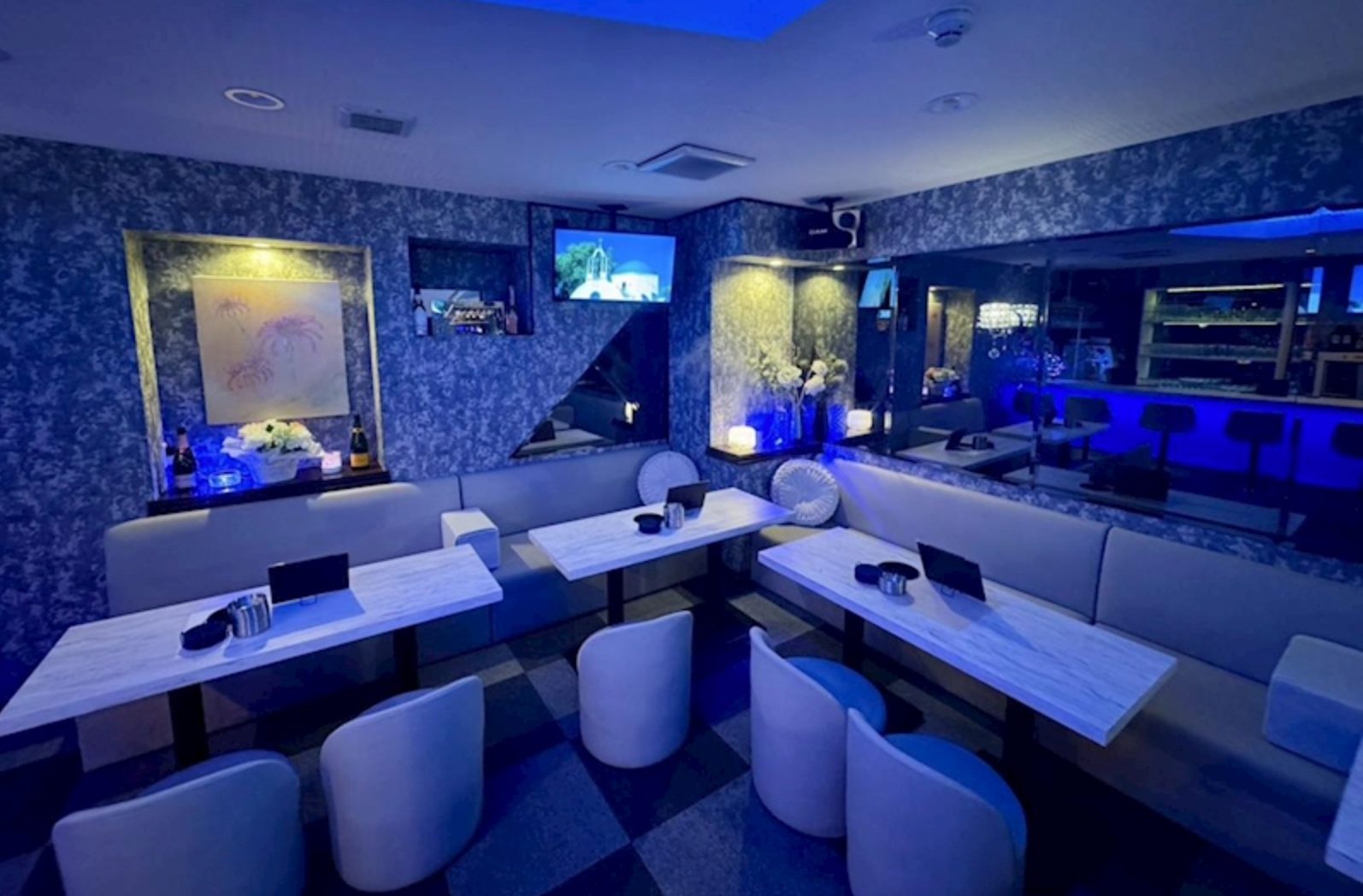 Girls Lounge Lycoris (リコリス) 店内写真
